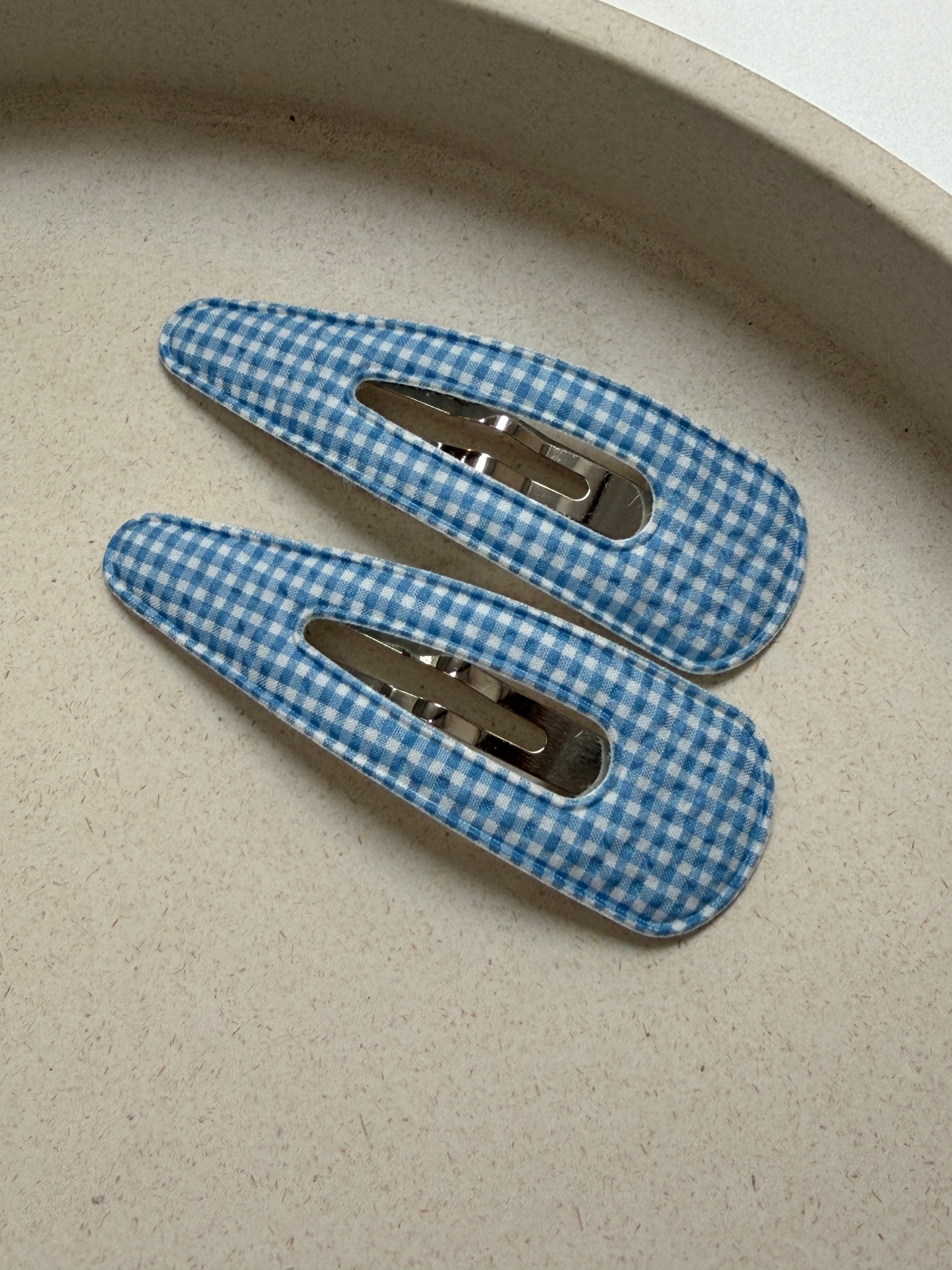 Gingham Snap Clips