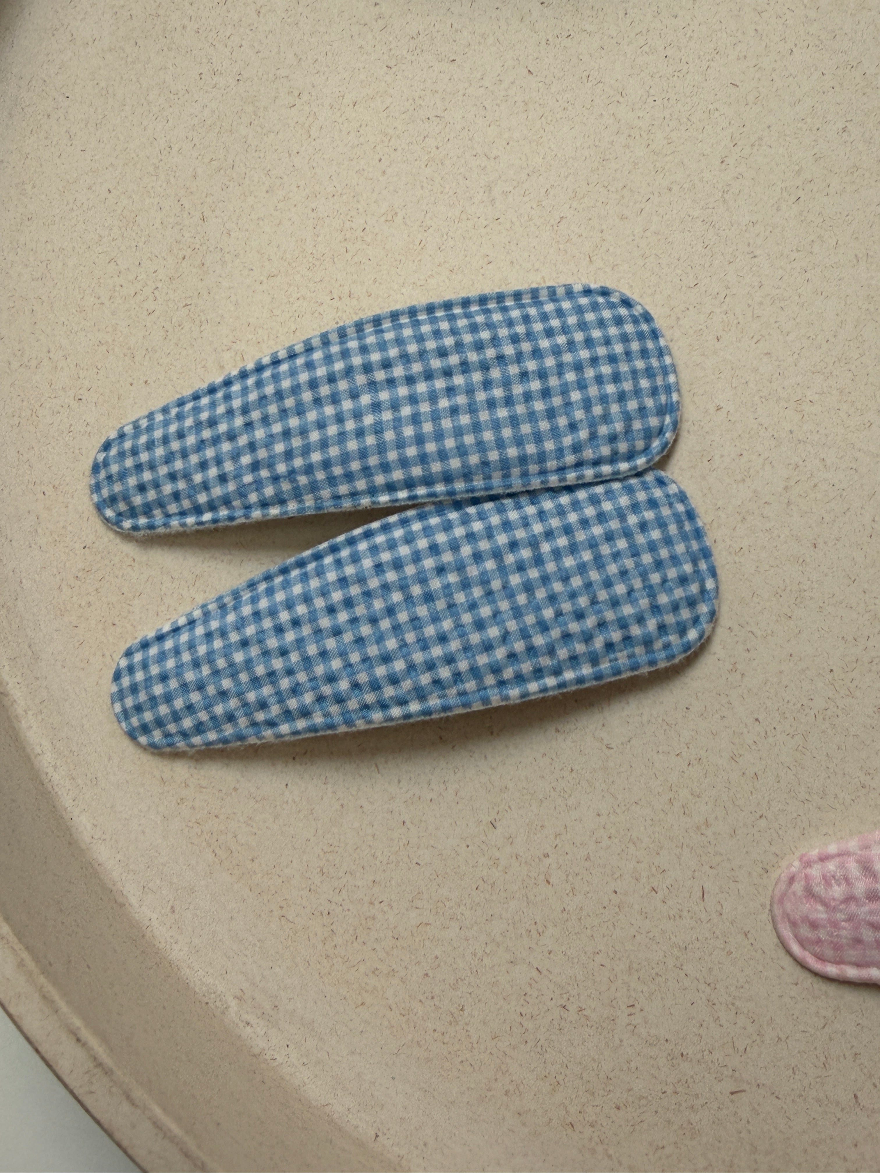 Gingham Solid Clips