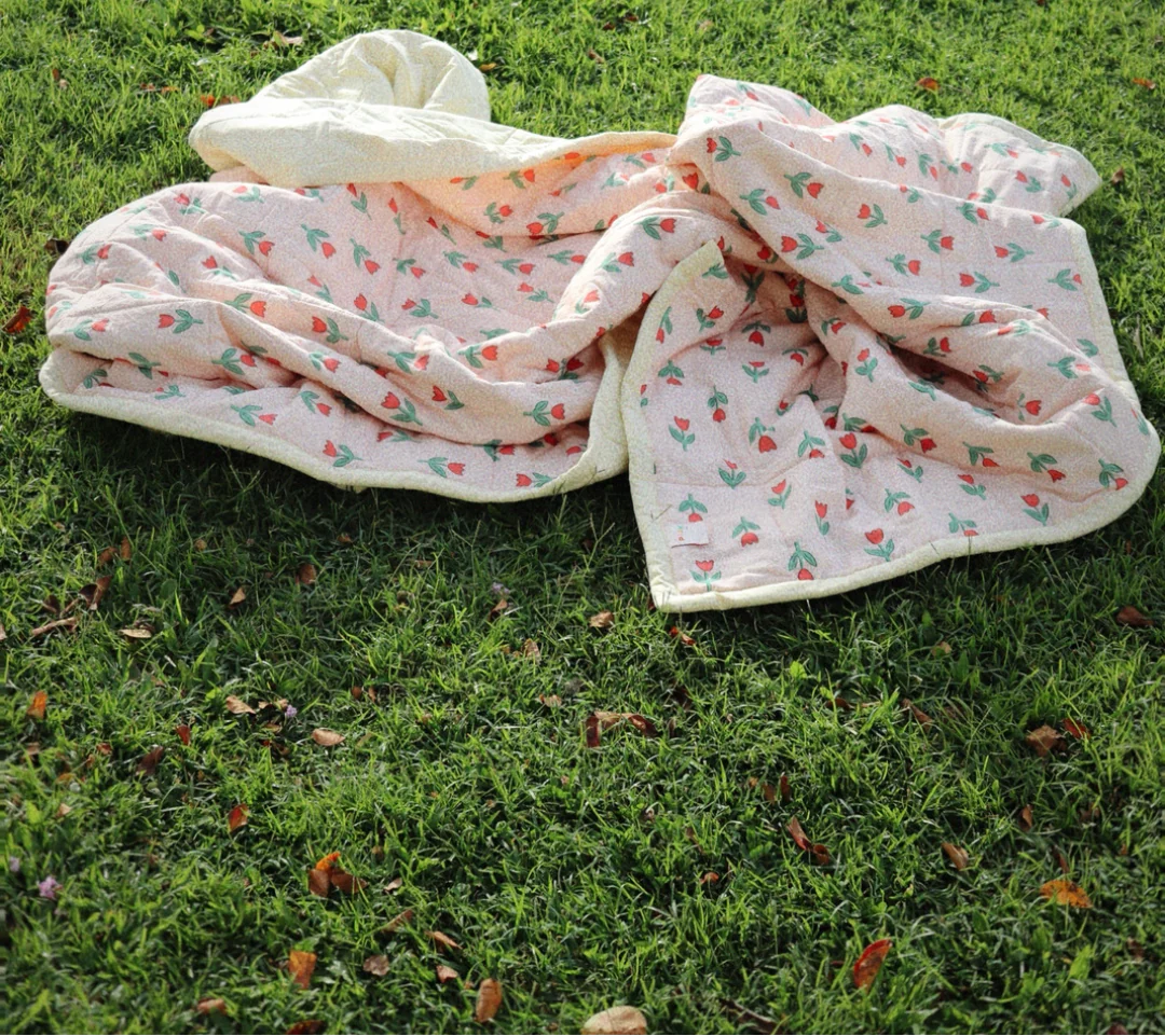 Play Linen - Reversible Quilt