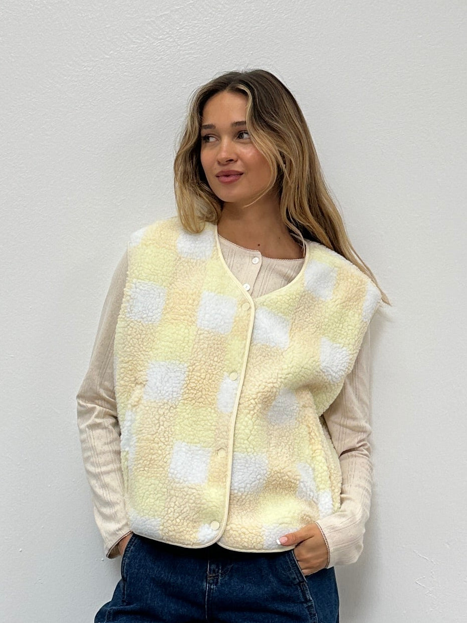 Gwennie Vest