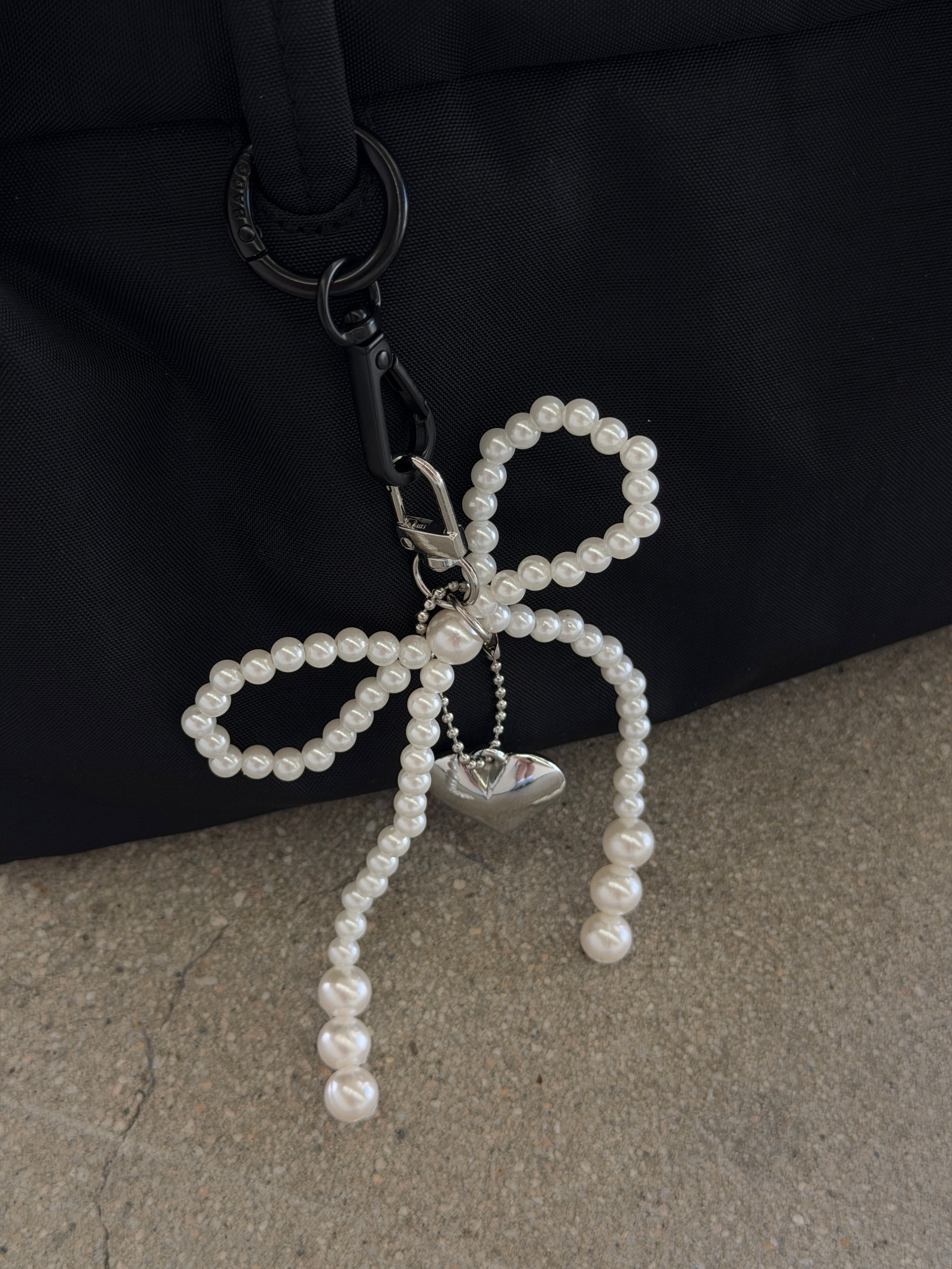 Pearl Bow Keychain