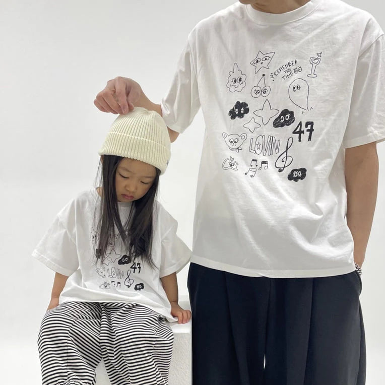 Lovin Graphic Tee