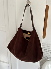 ★TOUT Y EST★ SUEDE TOTE MARION BAGTAN AB2379BG024MBR Suede Tote Bag – thethingsbetween