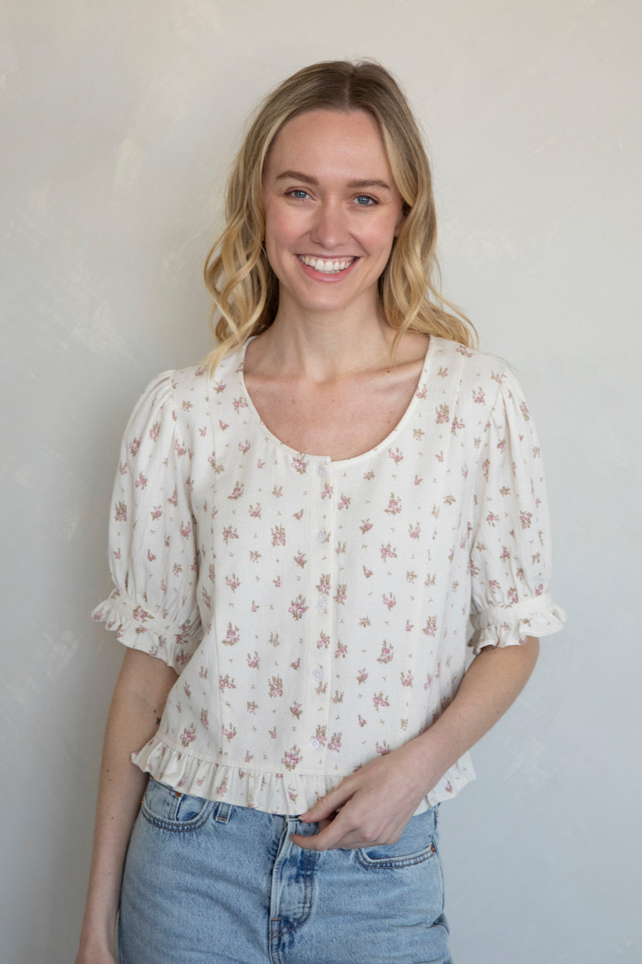 Della Blouse