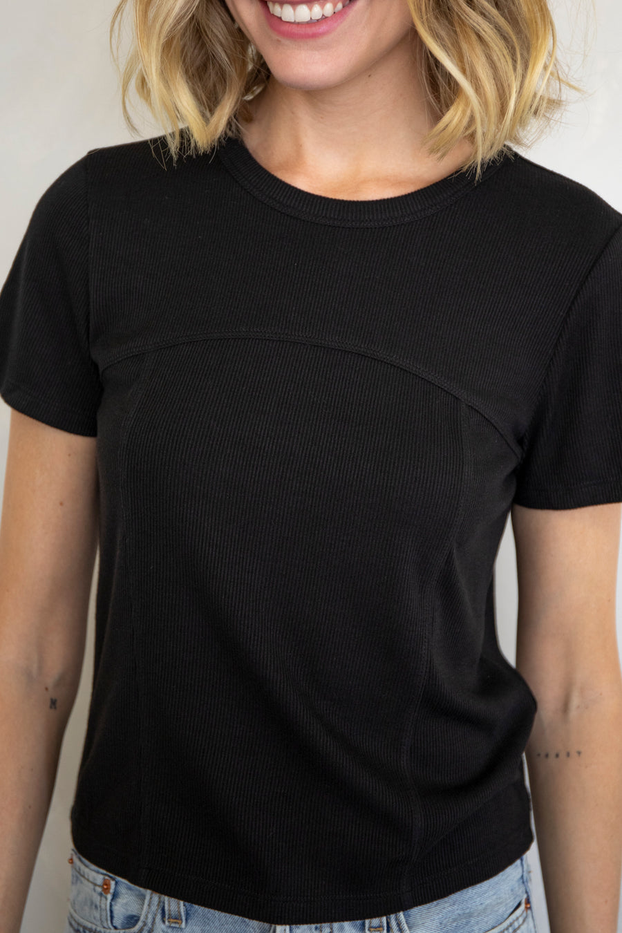 Basic Ribbed Crop Tee