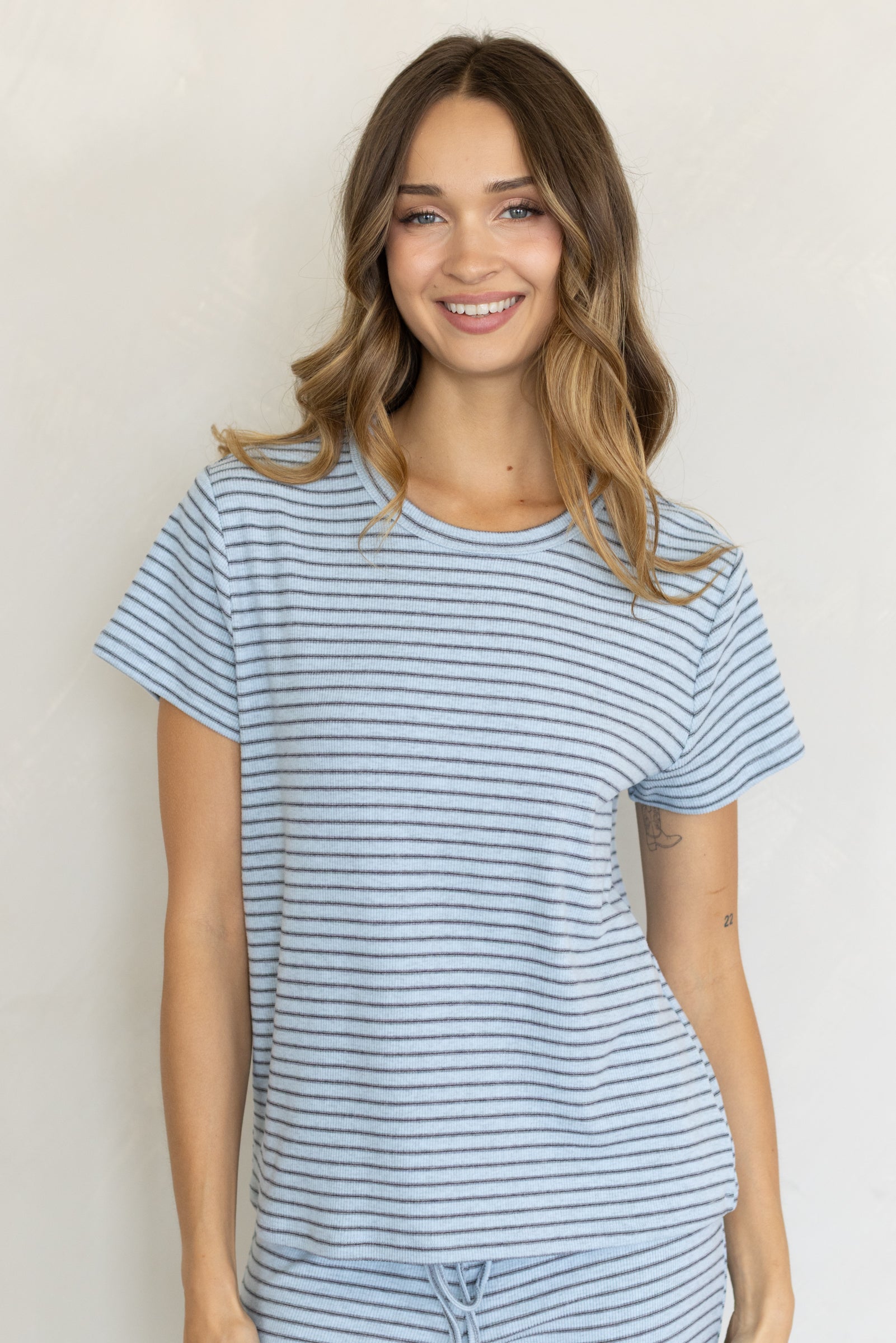 Oaklynn Tee