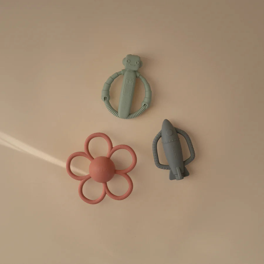Mushie: Rattle Teether